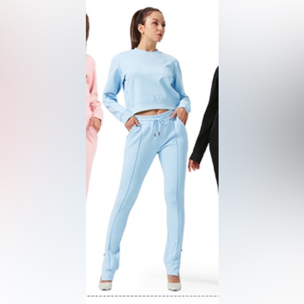 Baby Blue Women's Jogger Pants Size Small- NEW WITH TAGS